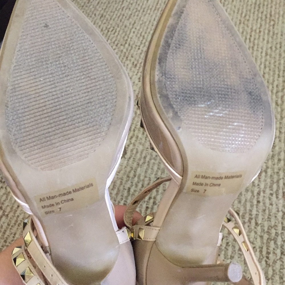 Very good condition worn once Rock Studded Pumps 7 - Picture 7 of 7